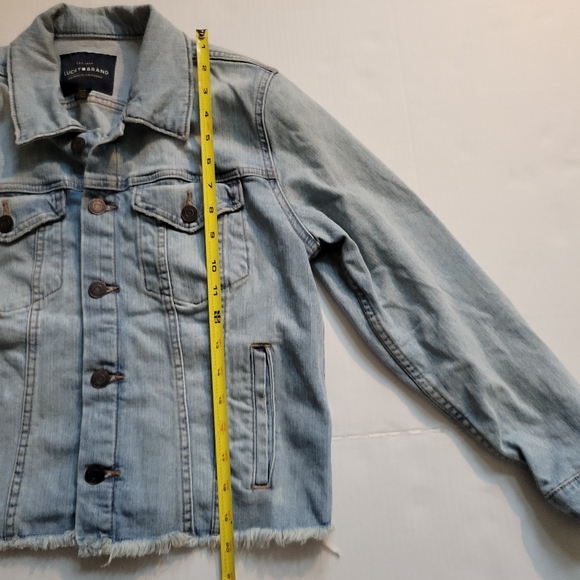 Lucky Brand Women's Tomboy Trucker Raw Hem Cropped Light Blue Denim Jean Jacket - Picture 8 of 8
